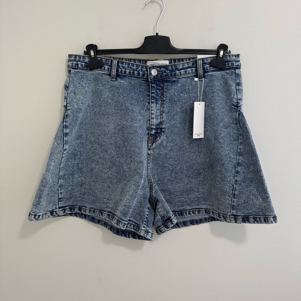 Hustle N Holla NWT Denim Flare Shorts